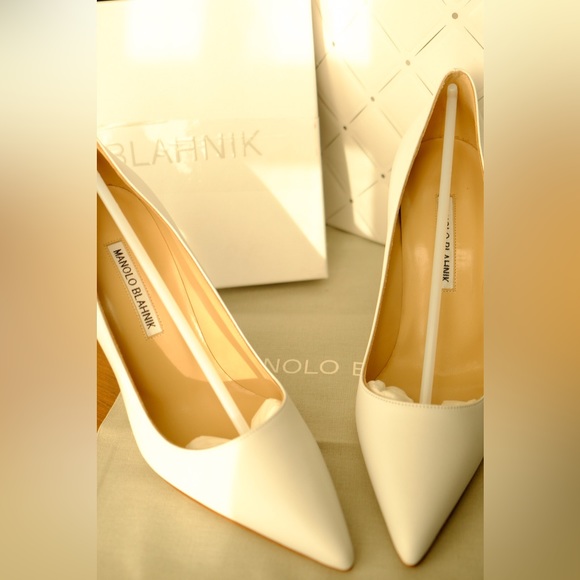 Manolo Blahnik BB Leather Pump 37.5 (8) - Picture 5 of 5